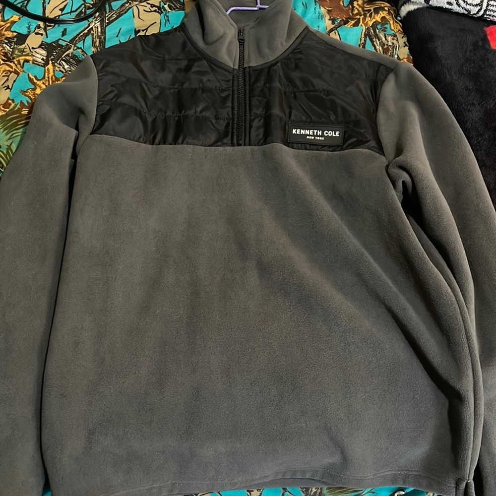 Kenneth Cole Sweater Medium